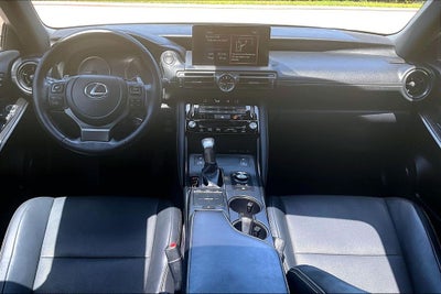 2023 Lexus IS 300