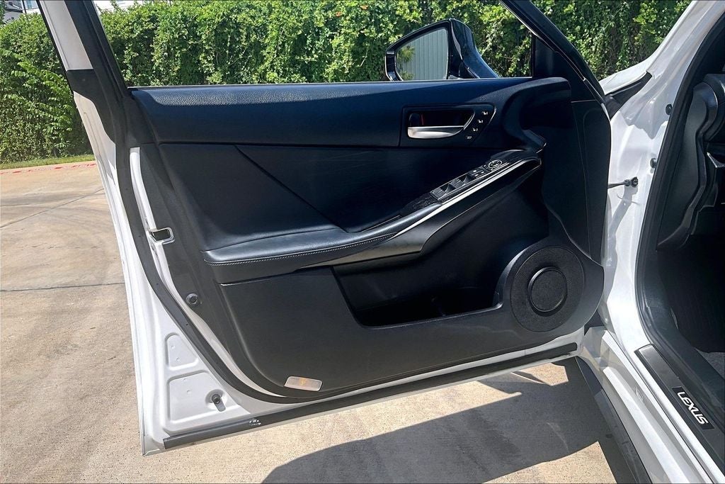 2023 Lexus IS 300