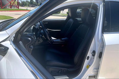 2023 Lexus IS 300