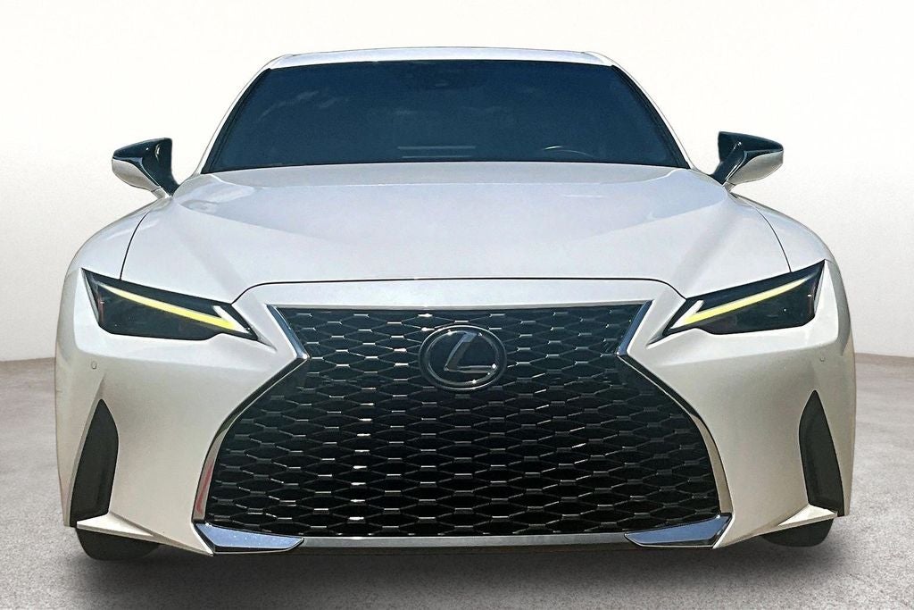 2023 Lexus IS 300