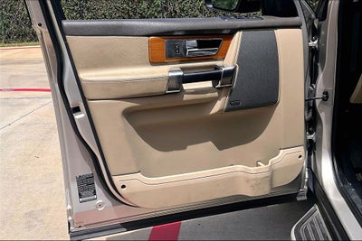 2015 Land Rover LR4 Base
