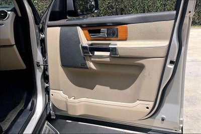 2015 Land Rover LR4 Base