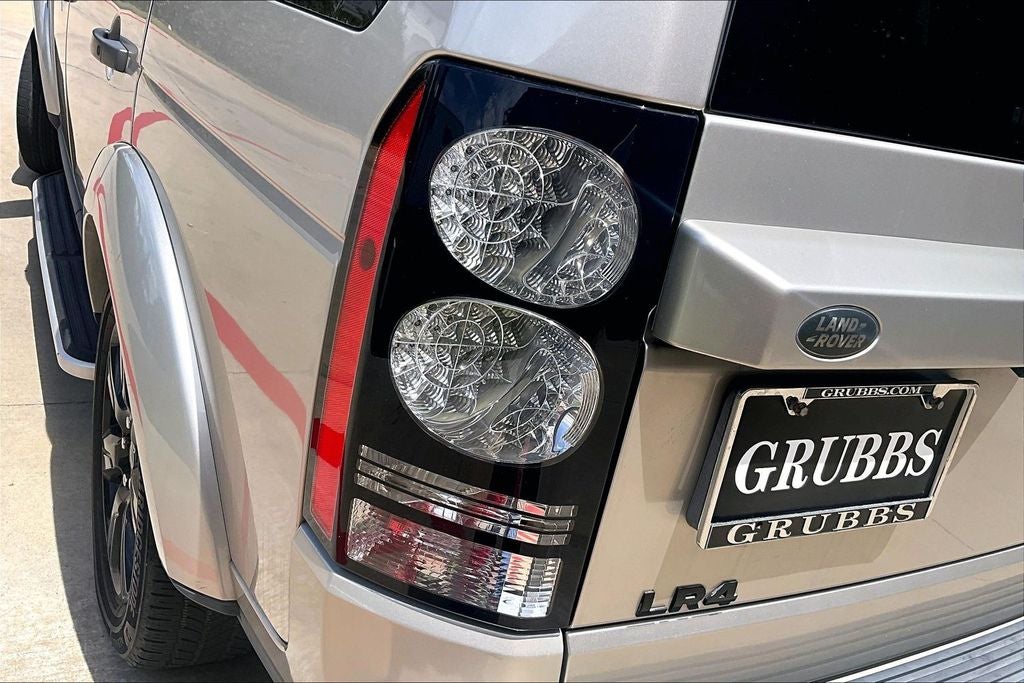 2015 Land Rover LR4 Base