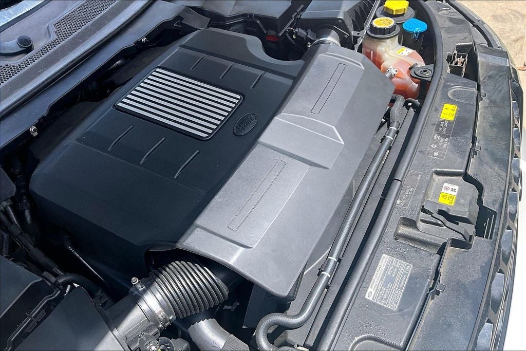 2015 Land Rover LR4 Base