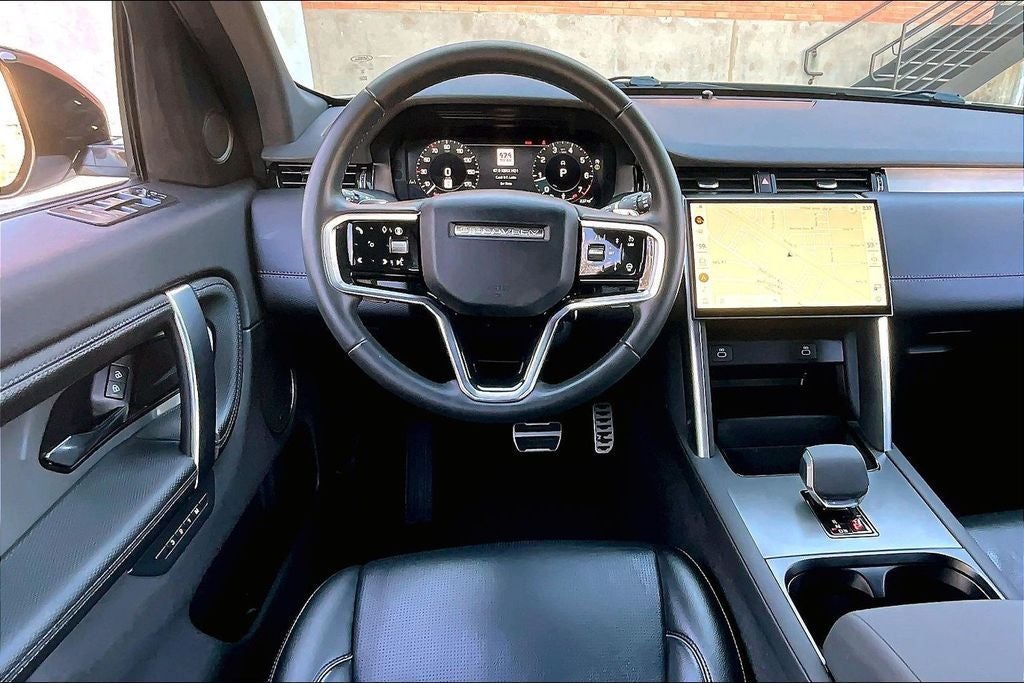 2024 Land Rover Discovery Sport SE