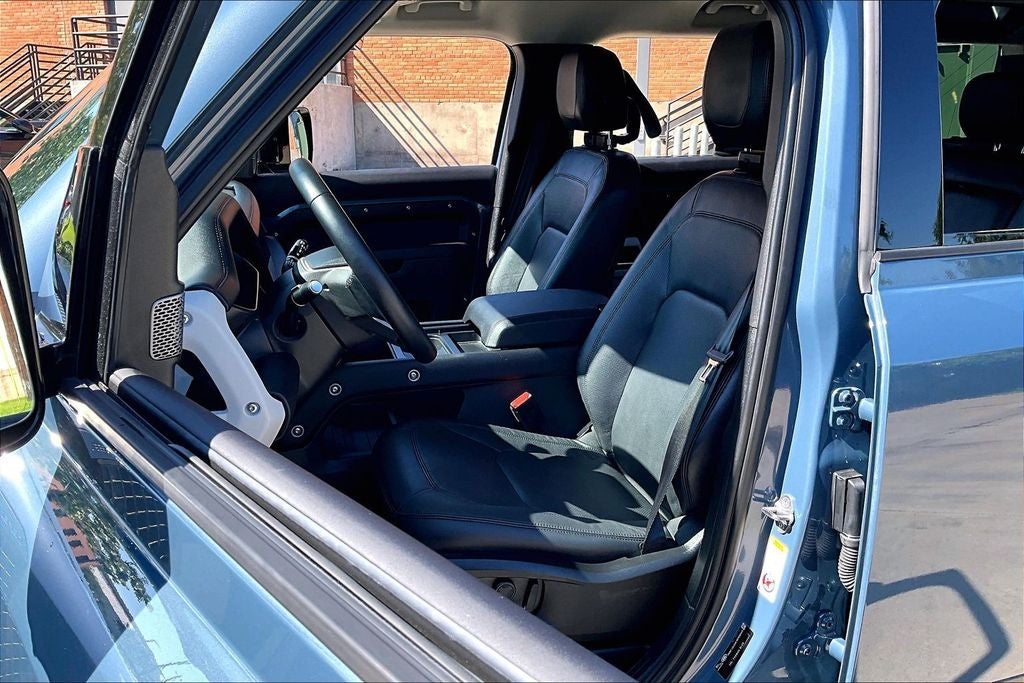 2024 Land Rover Defender 110 S