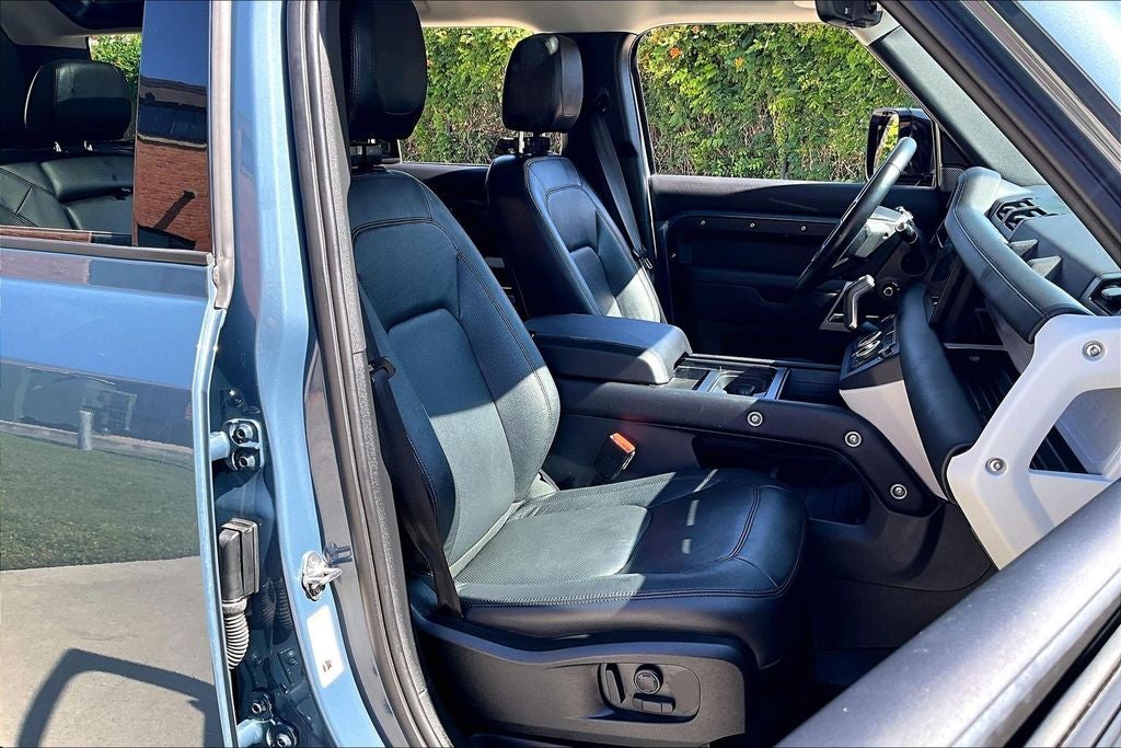 2024 Land Rover Defender 110 S