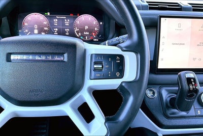 2025 Land Rover Defender 110 S