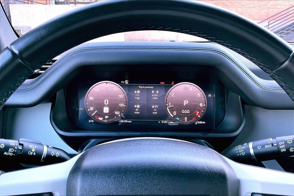 2025 Land Rover Defender 110 S