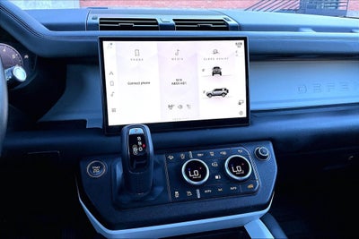 2025 Land Rover Defender 110 S