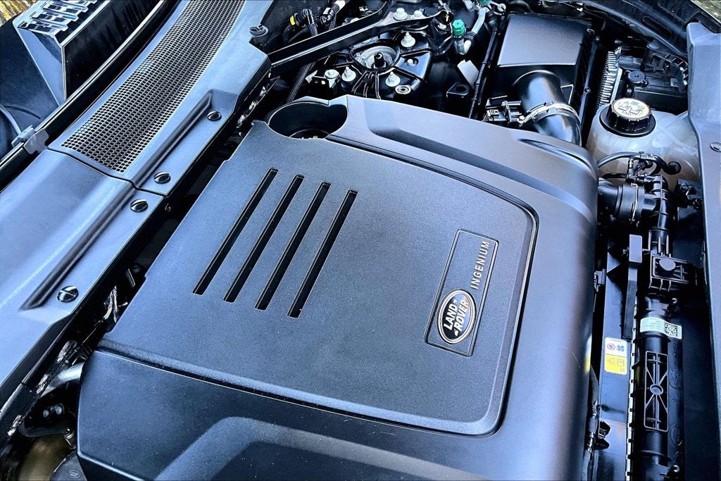 2025 Land Rover Defender 110 S
