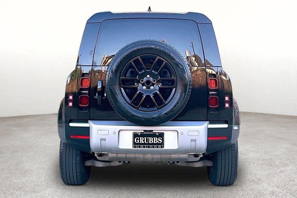 2025 Land Rover Defender 110 S