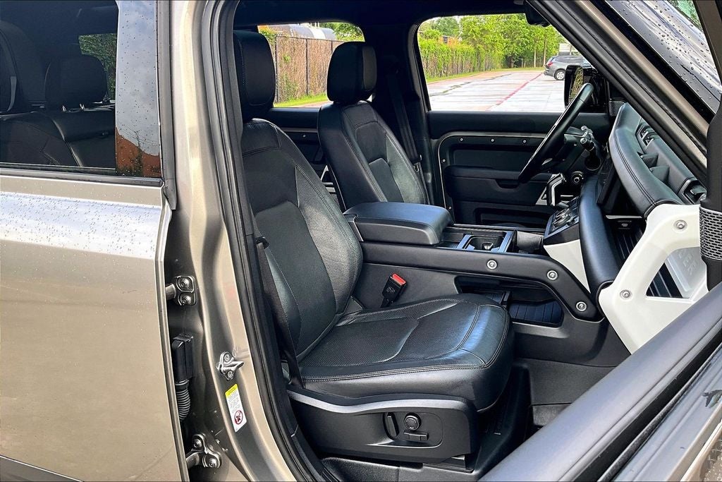 2024 Land Rover Defender 110 S