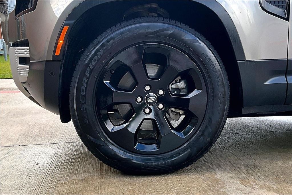 2024 Land Rover Defender 110 S