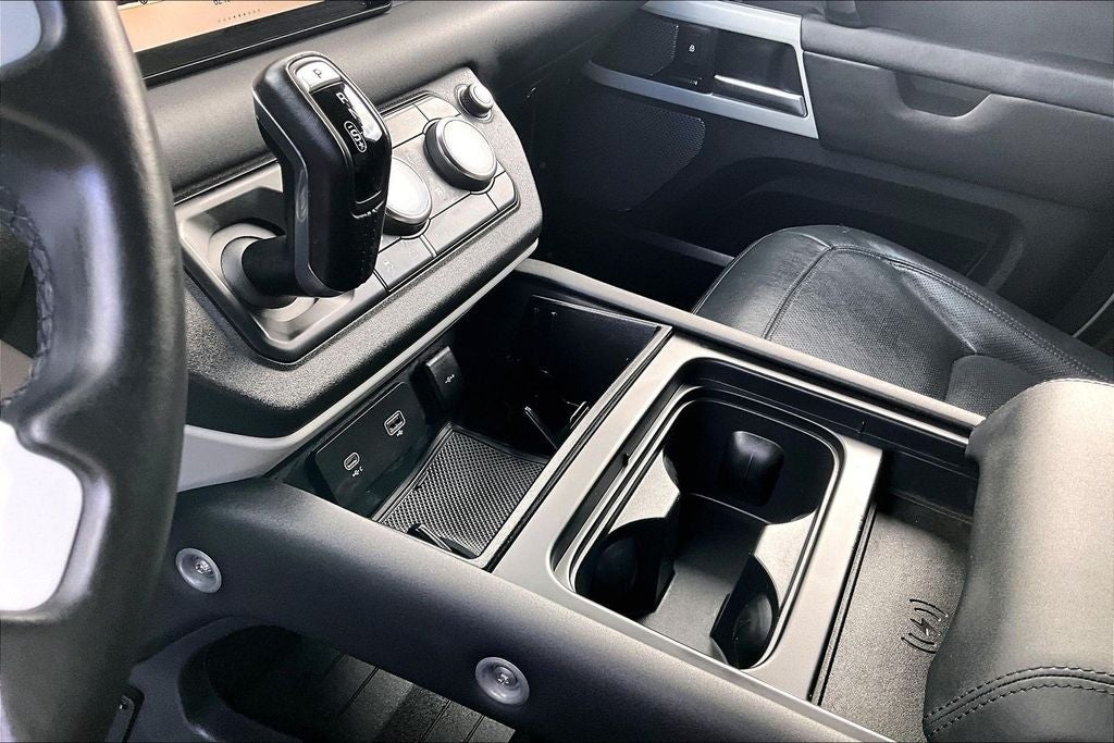2024 Land Rover Defender 110 S