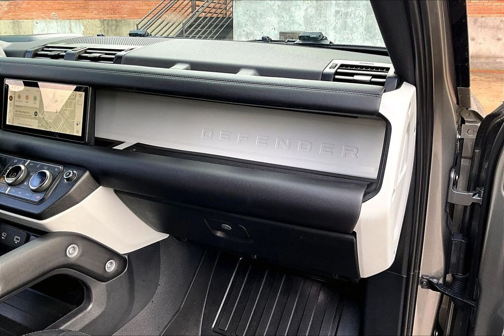 2024 Land Rover Defender 110 S