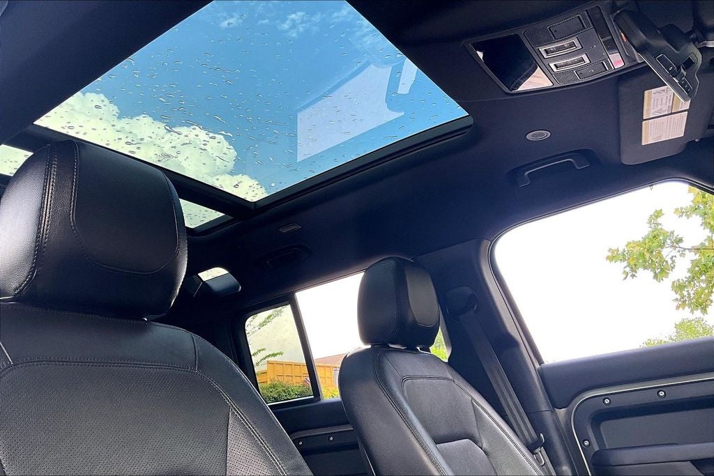 2024 Land Rover Defender 110 S