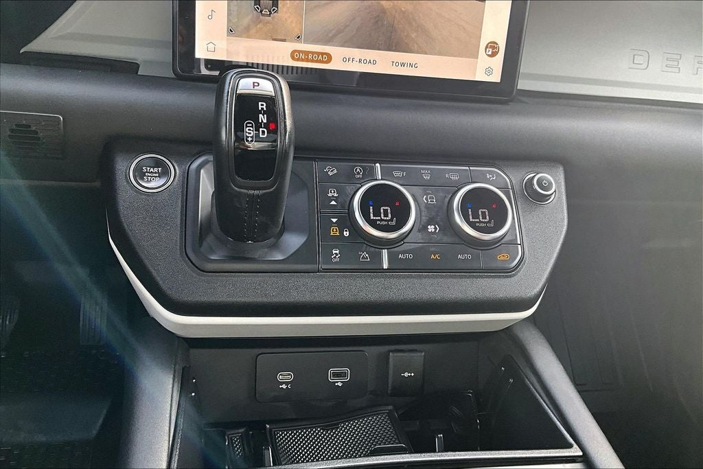 2024 Land Rover Defender 110 S