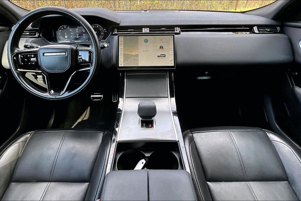 2025 Land Rover Range Rover Velar Dynamic SE