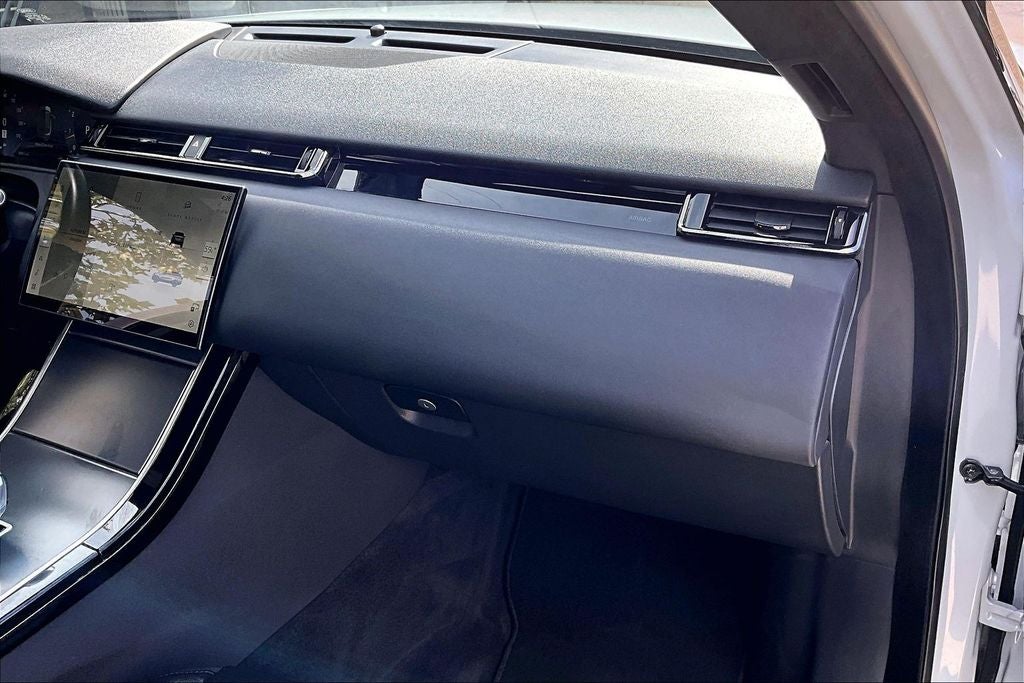 2025 Land Rover Range Rover Velar Dynamic SE