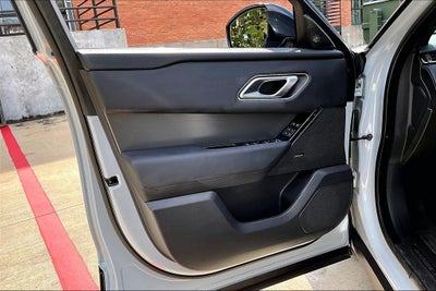 2025 Land Rover Range Rover Velar Dynamic SE