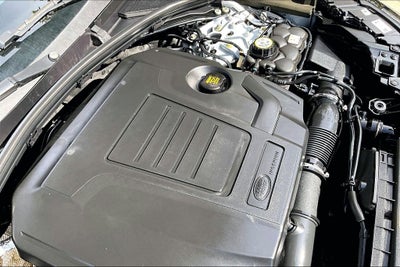 2025 Land Rover Range Rover Velar Dynamic SE
