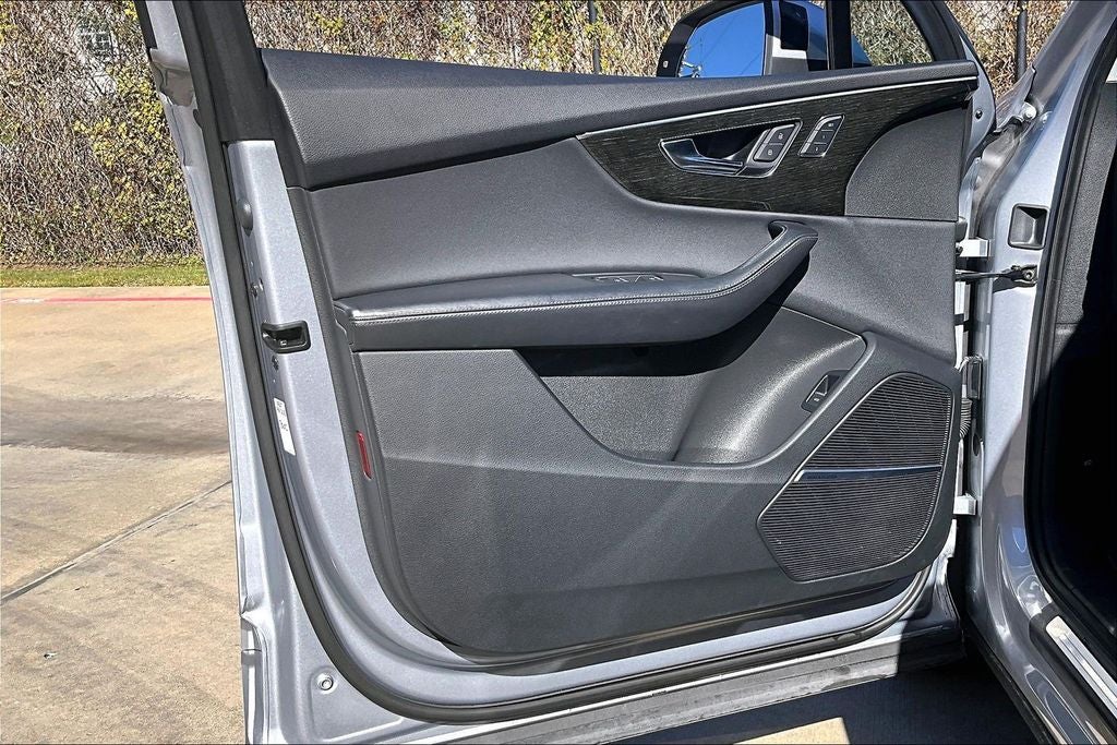 2022 Audi Q7 55 Premium Plus quattro