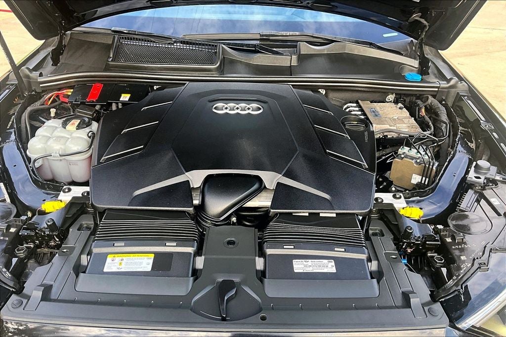 2021 Audi Q7 55 Prestige quattro