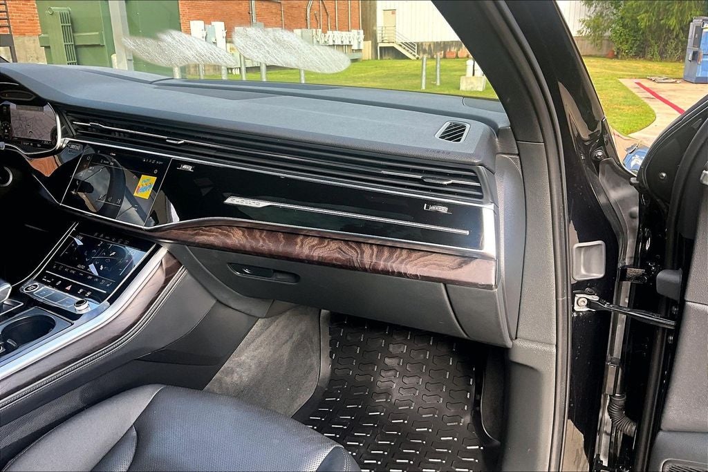 2021 Audi Q7 55 Prestige quattro