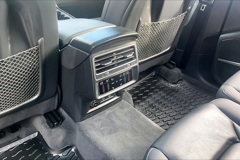 2021 Audi Q7 55 Prestige quattro