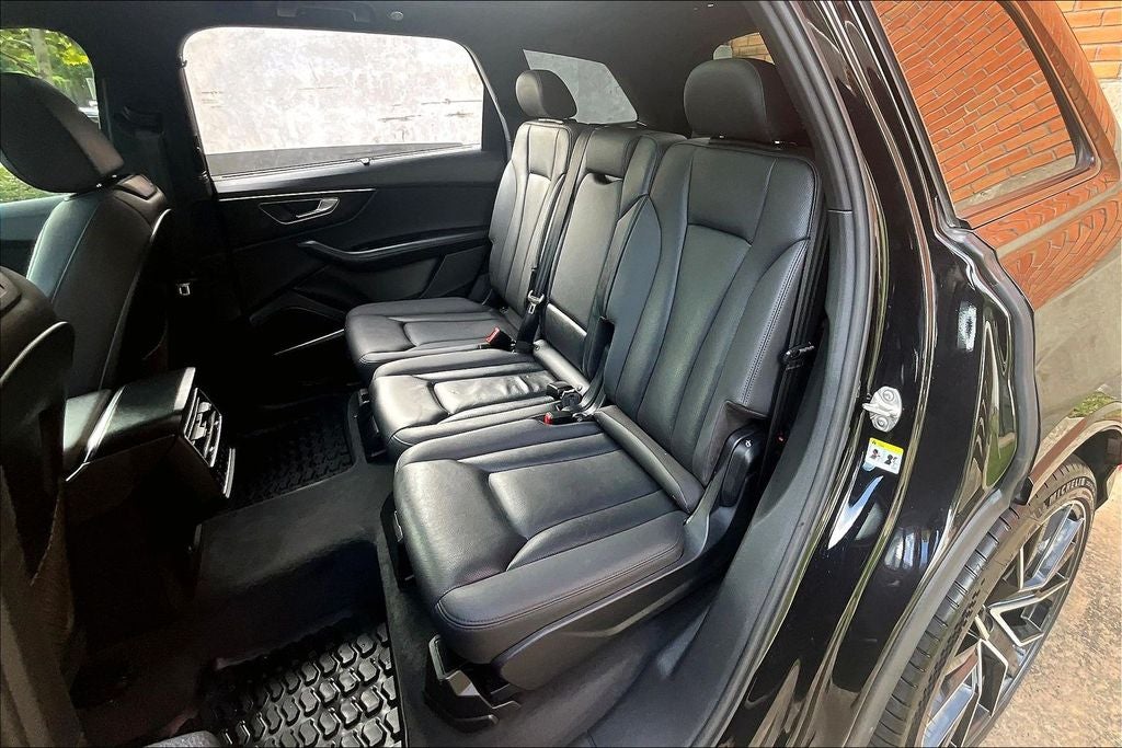 2021 Audi Q7 55 Prestige quattro