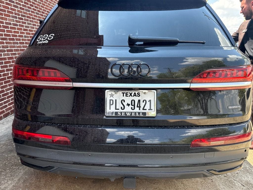 2021 Audi Q7 55 Prestige quattro