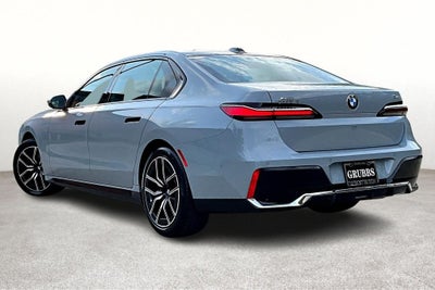 2025 BMW 7 Series 740i xDrive