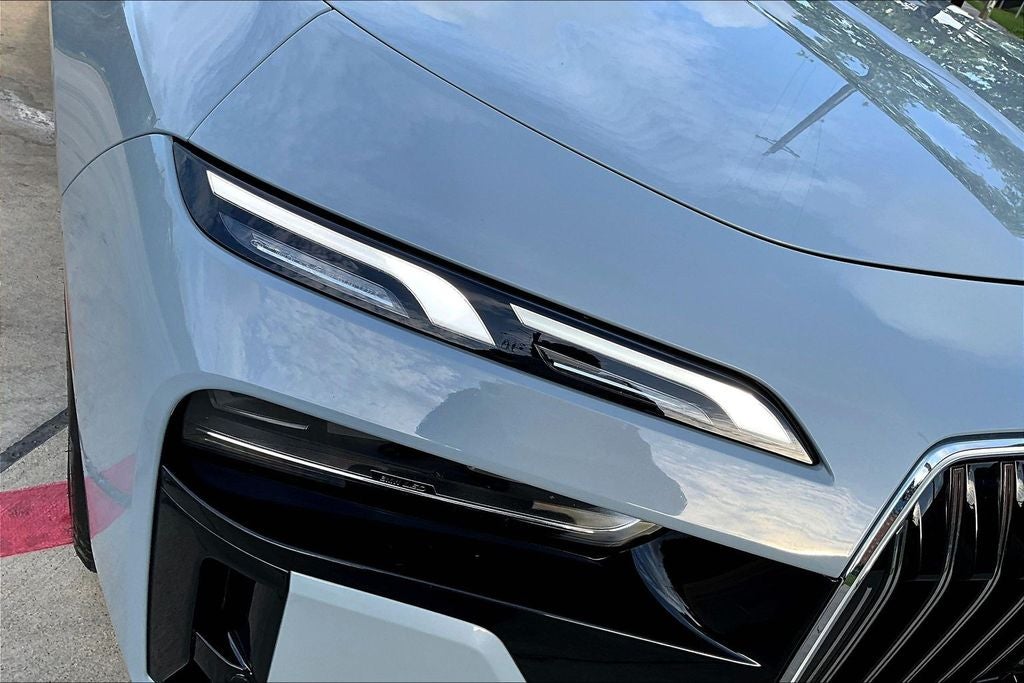 2025 BMW 7 Series 740i xDrive