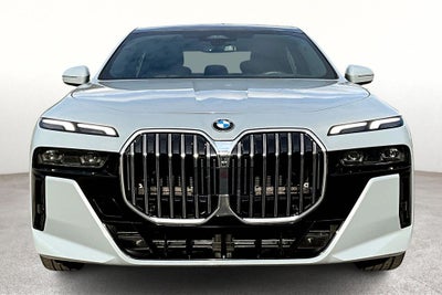 2025 BMW 7 Series 740i xDrive