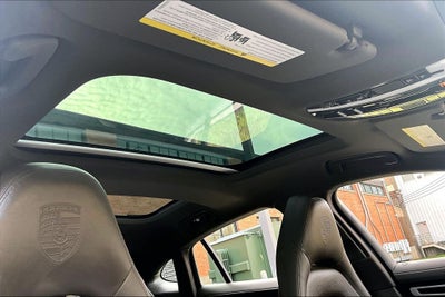 2023 Porsche Panamera Platinum Edition