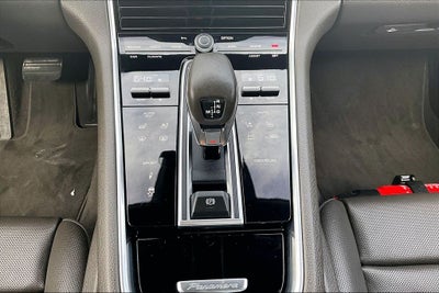 2023 Porsche Panamera Platinum Edition