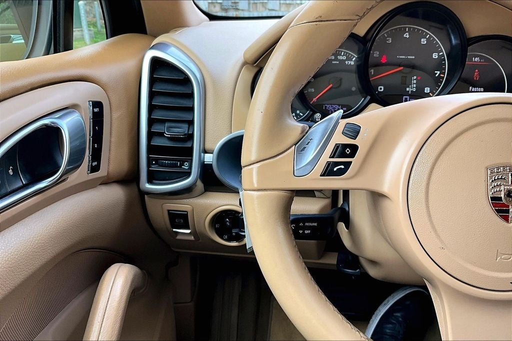 2012 Porsche Cayenne Base