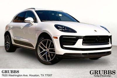 2023 Porsche Macan Base