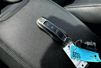 2024 Porsche Cayenne Base