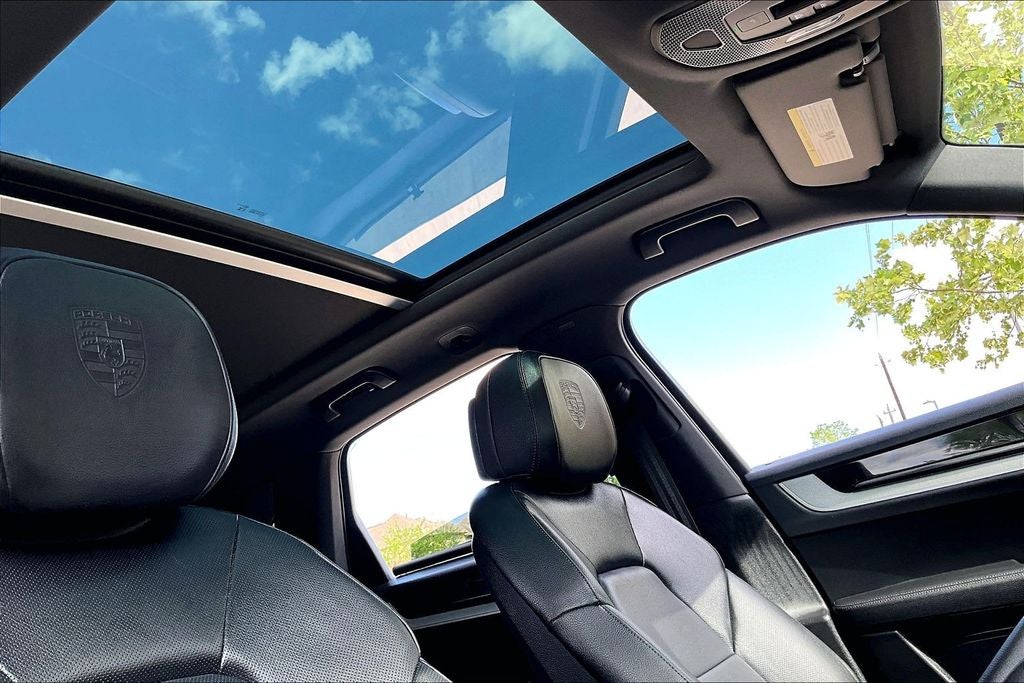 2024 Porsche Cayenne Base