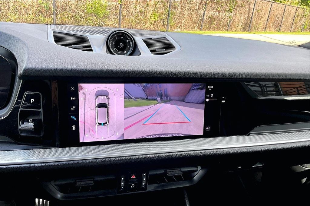 2024 Porsche Cayenne Base