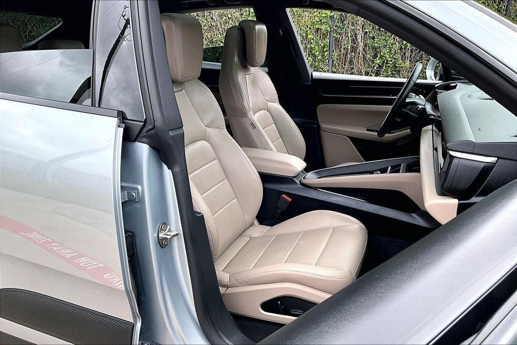 2025 Porsche Macan Electric 4