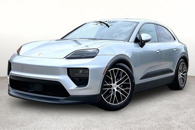 2025 Porsche Macan Electric 4