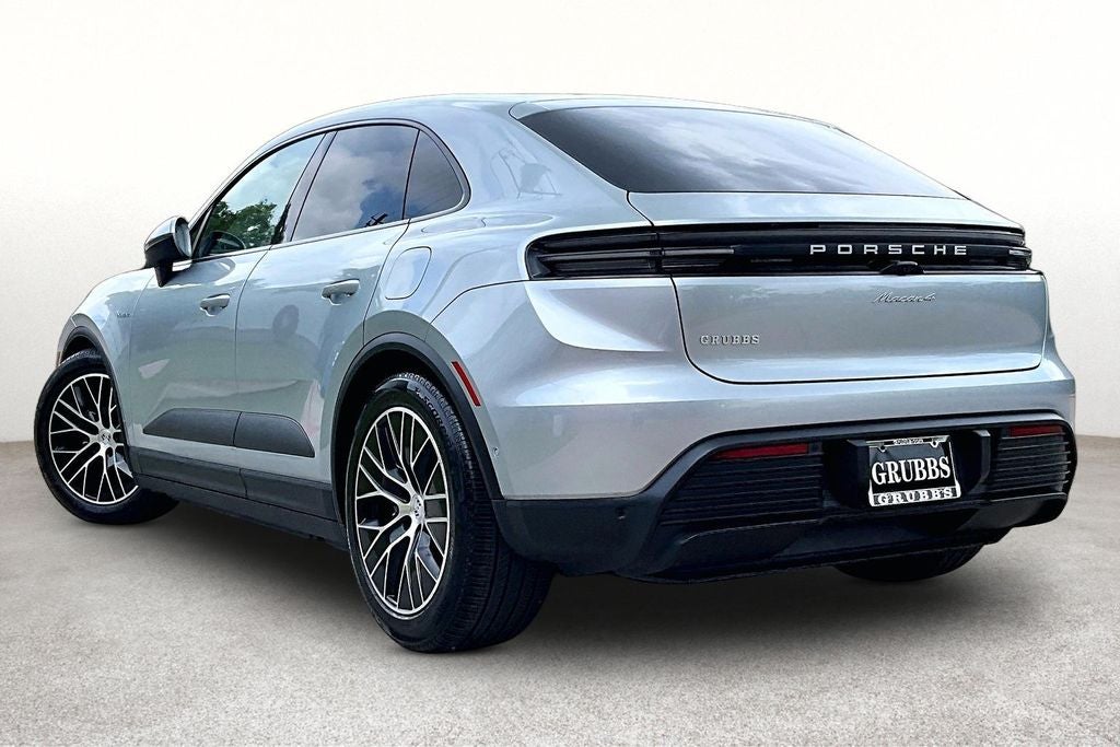 2025 Porsche Macan Electric 4