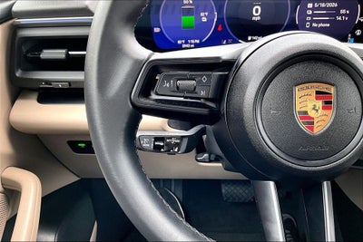 2025 Porsche Macan Electric 4