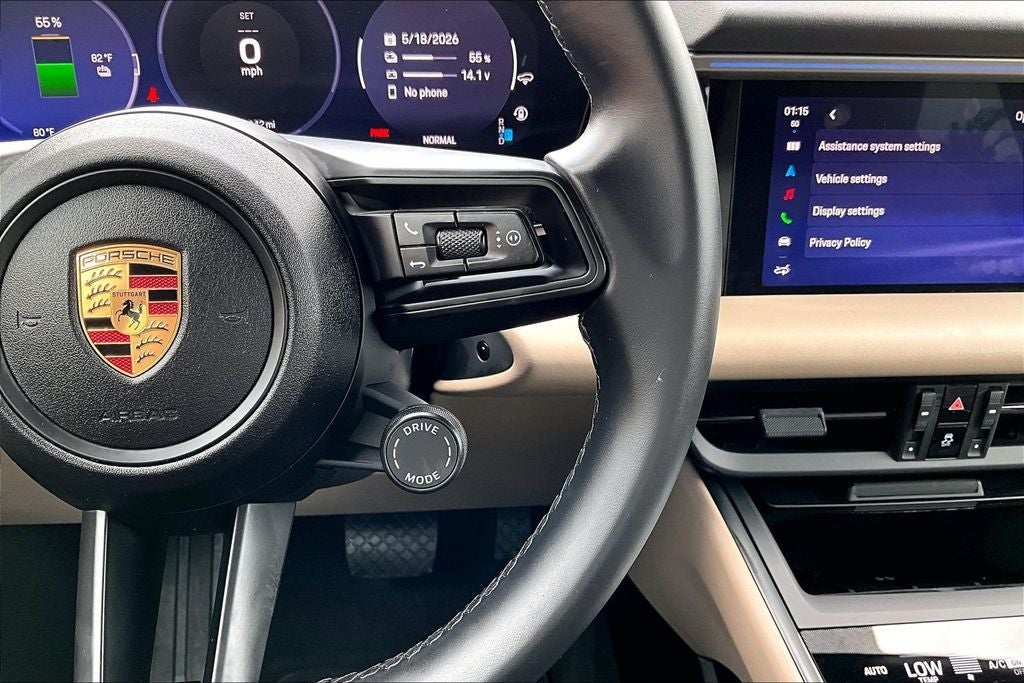 2025 Porsche Macan Electric 4