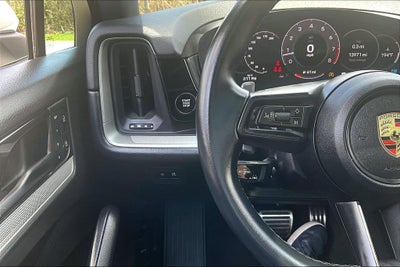 2024 Porsche Cayenne Coupe S