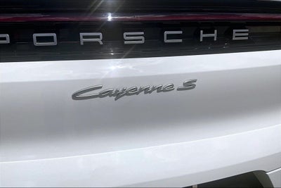 2024 Porsche Cayenne Coupe S