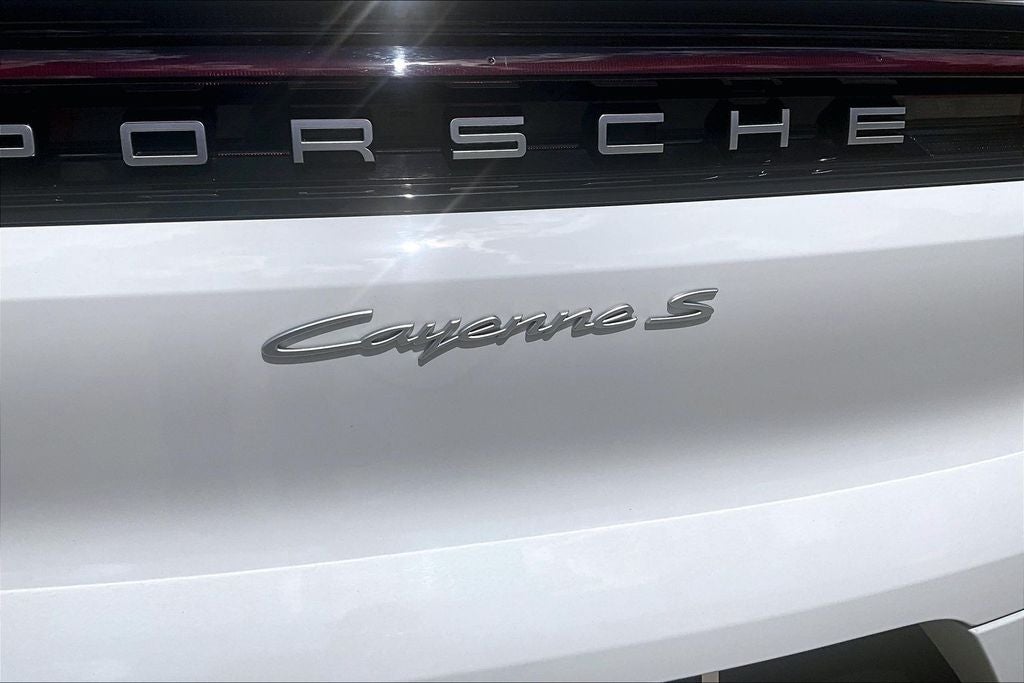2024 Porsche Cayenne Coupe S
